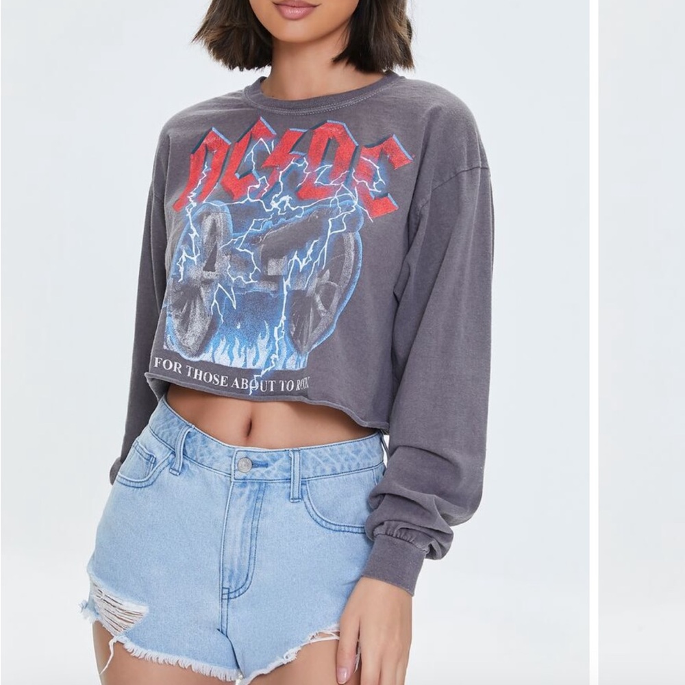 Women’s AC/DC cropped long sleeve tee